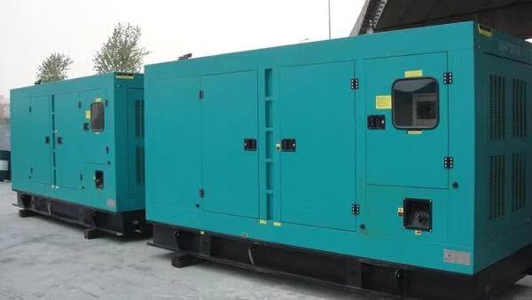 沧州康明斯400kw大型柴油二手发电机组